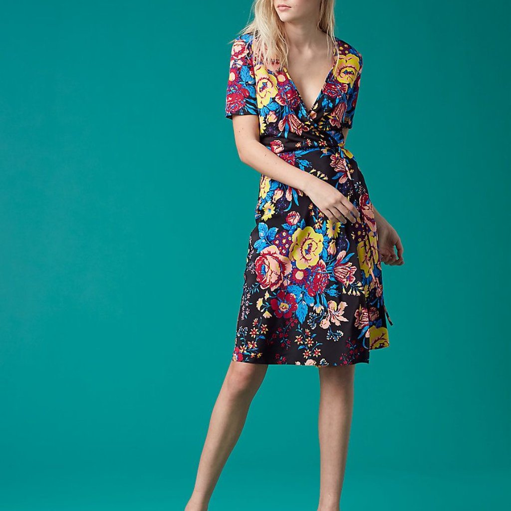 Nwt Dvf Bournier Floral-Print Silk Wrap Dress In Black Print